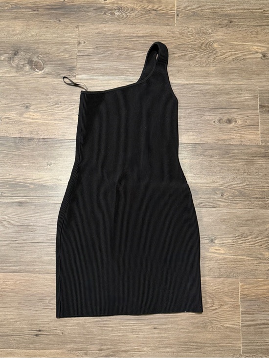 Aritzia Dresses & Skirts - Aritzia Babaton One-Shoulder Ribbed Mini Dress